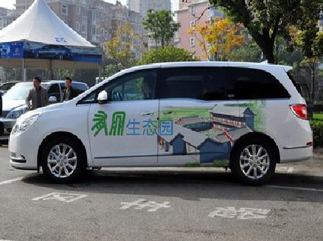 丹江口户外车贴喷绘如何保持效果?